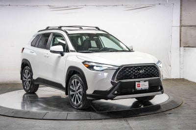 Toyota Corolla Cross XLE 2024