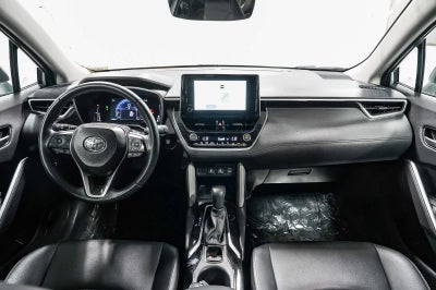 2025 Toyota Corolla Cross XLE