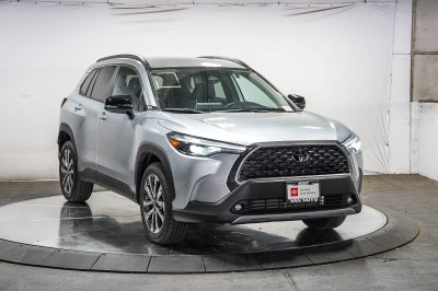 2025 Toyota Corolla Cross XLE