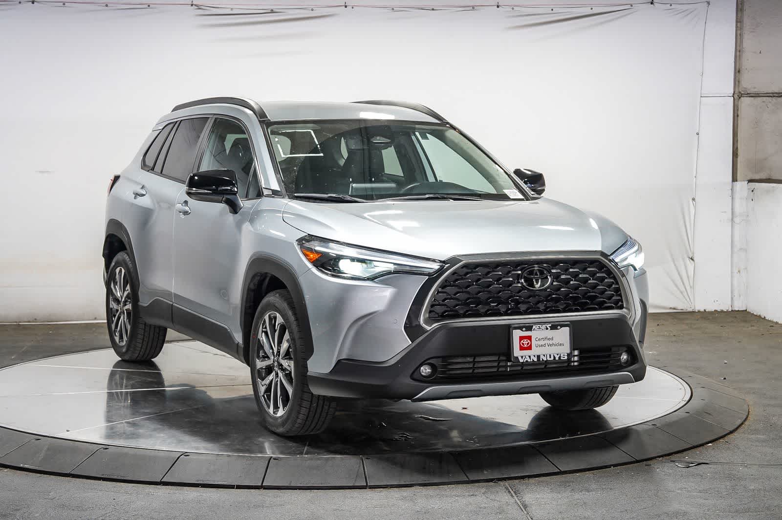 2025 Toyota Corolla Cross XLE