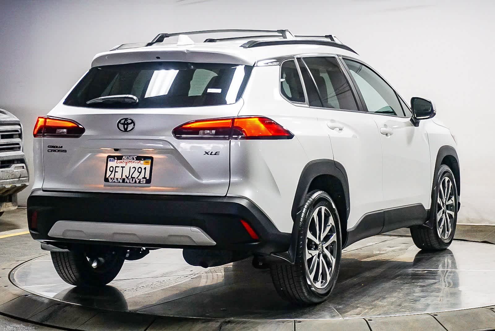 2023 Toyota Corolla Cross XLE