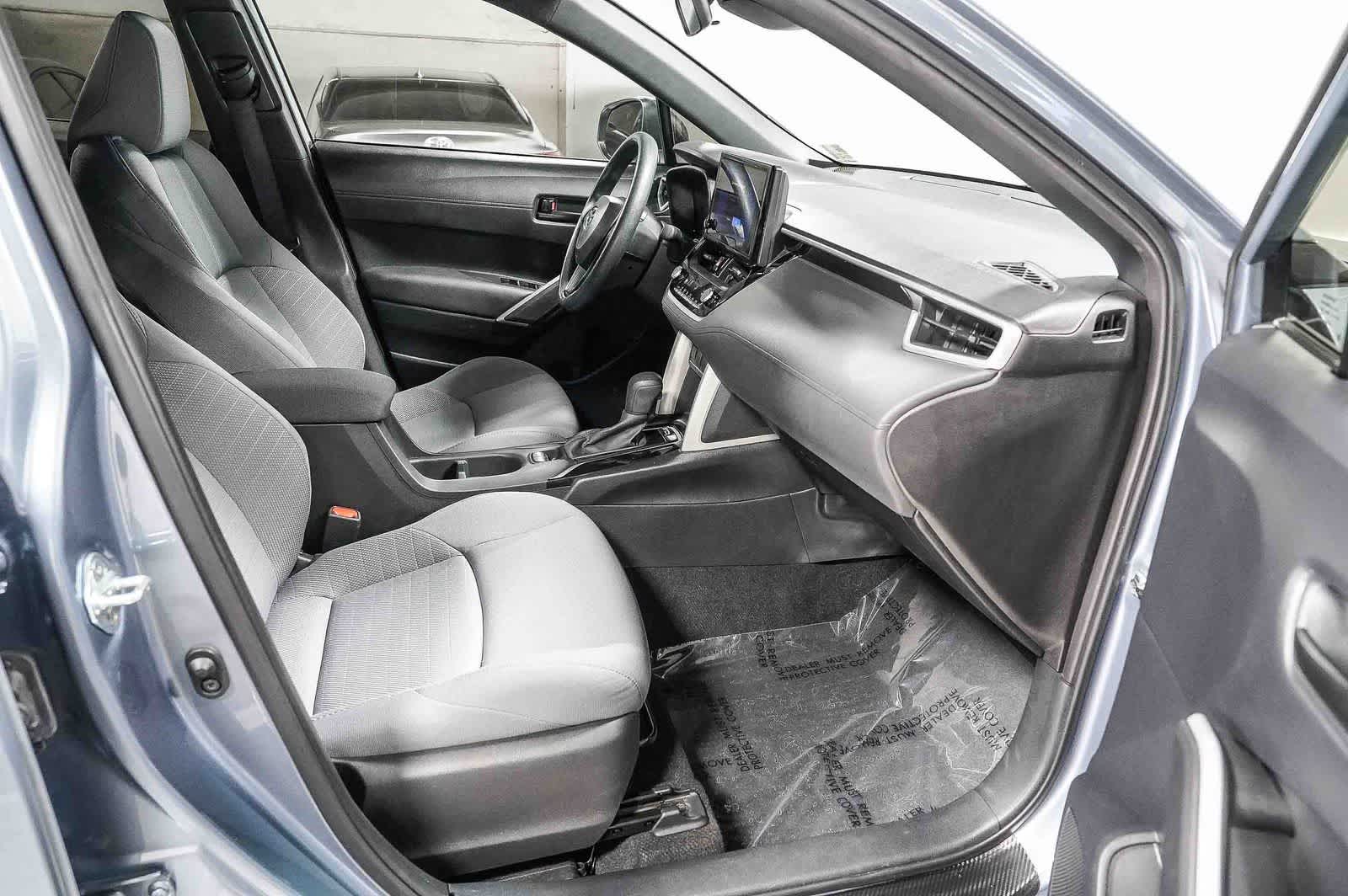Toyota Corolla Cross Hybrid S 2024