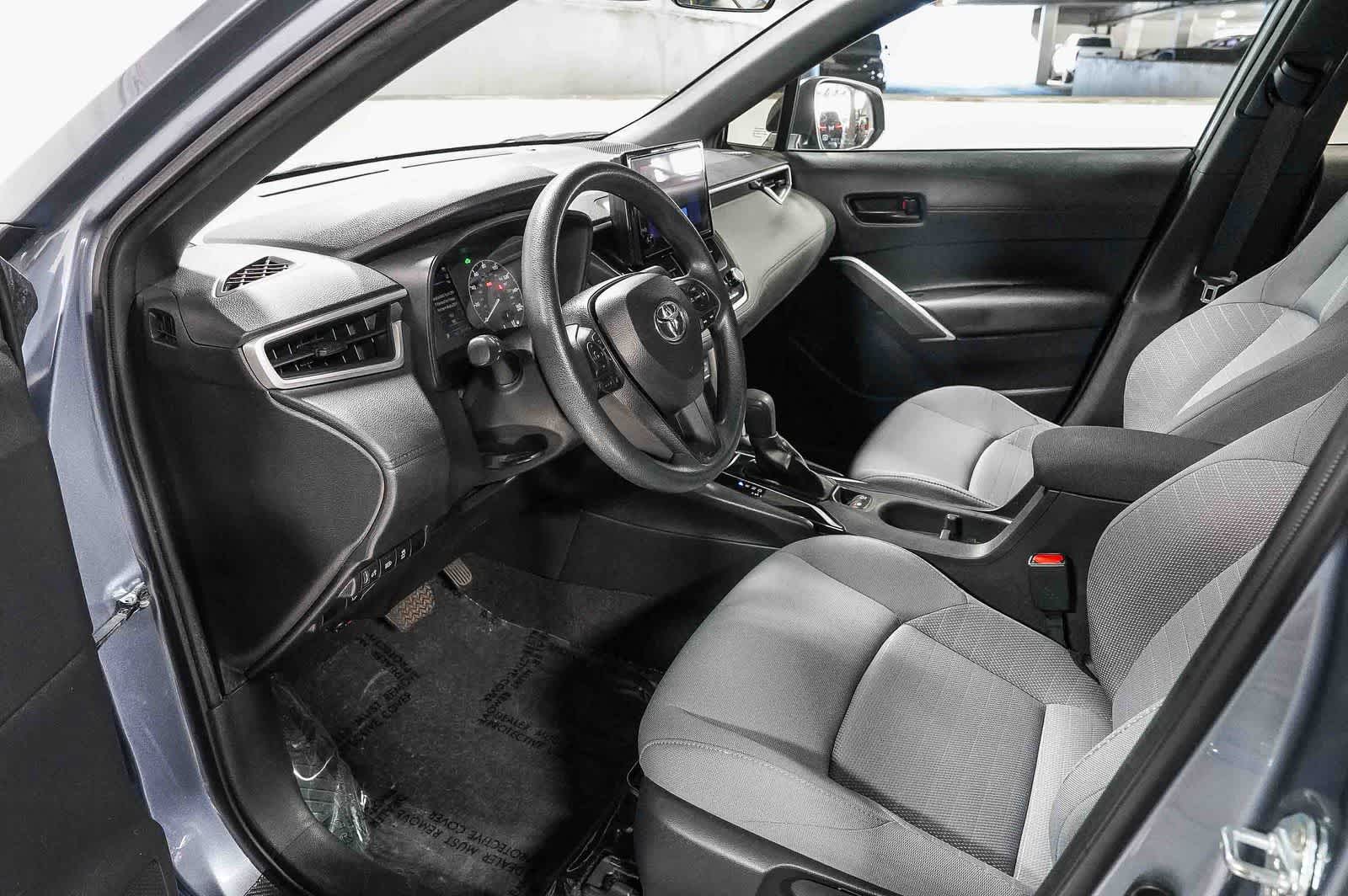 Toyota Corolla Cross Hybrid S 2024