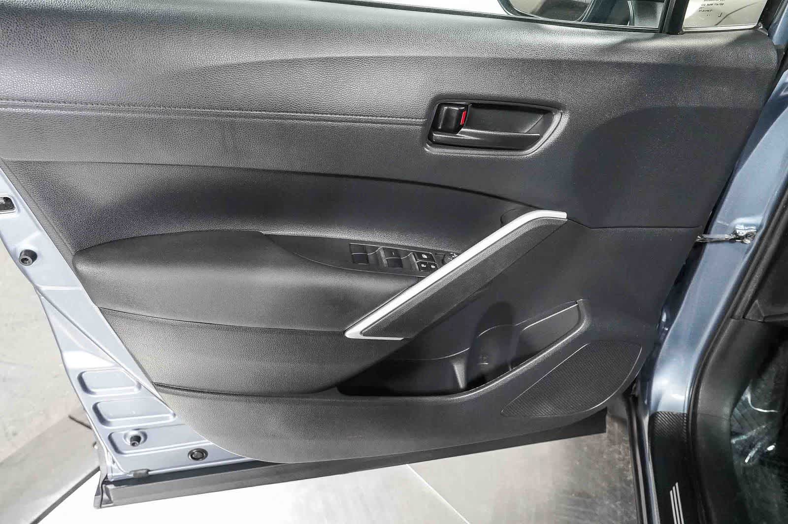 Toyota Corolla Cross Hybrid S 2024