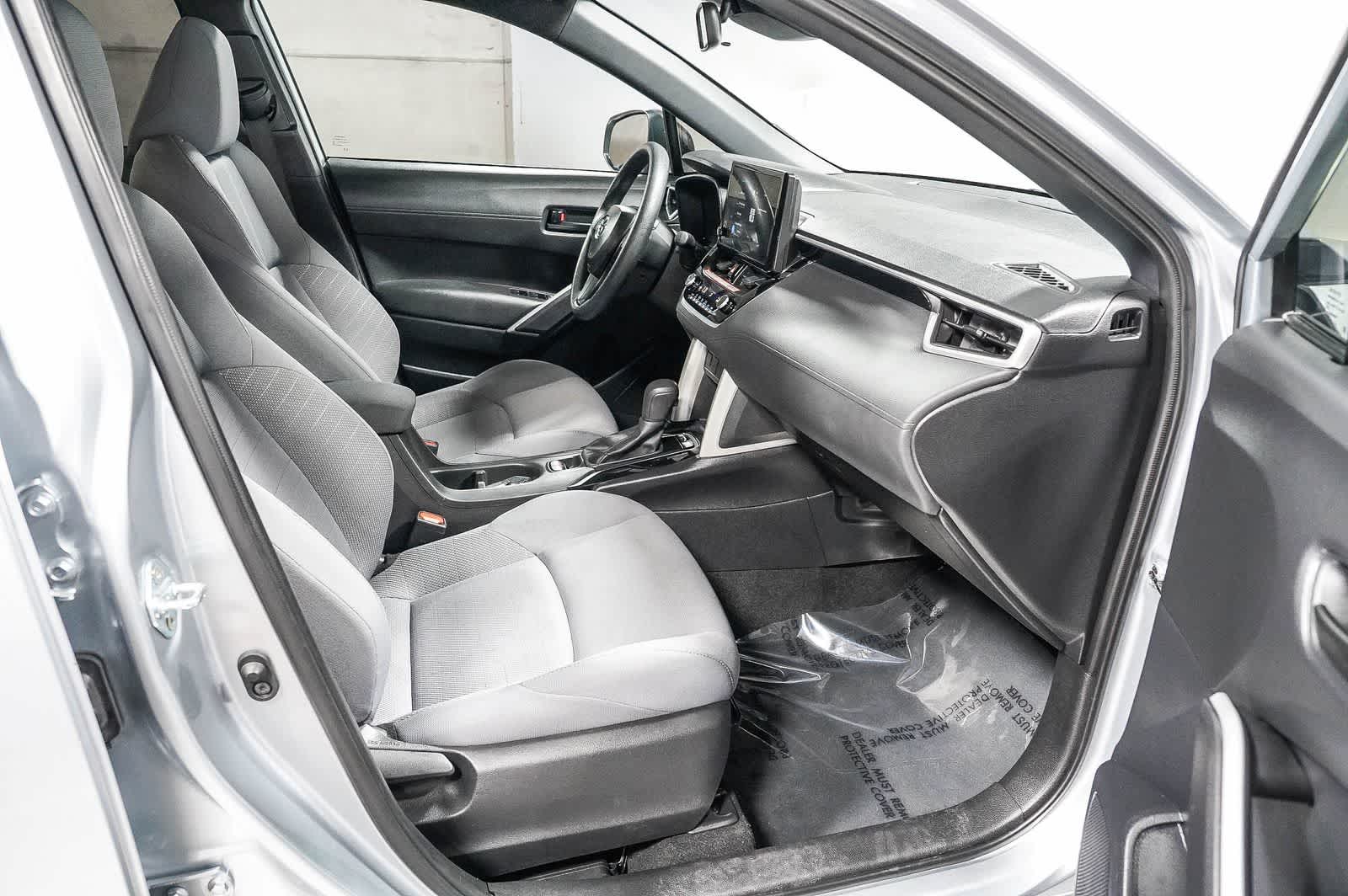 Toyota Corolla Cross Hybrid S 2025