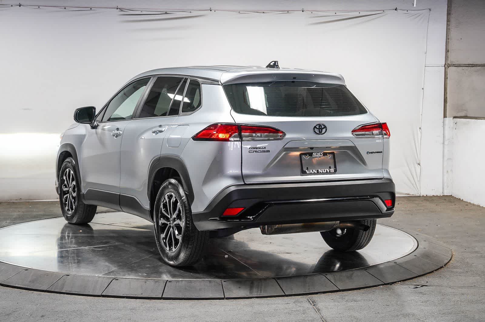 Toyota Corolla Cross Hybrid S 2025