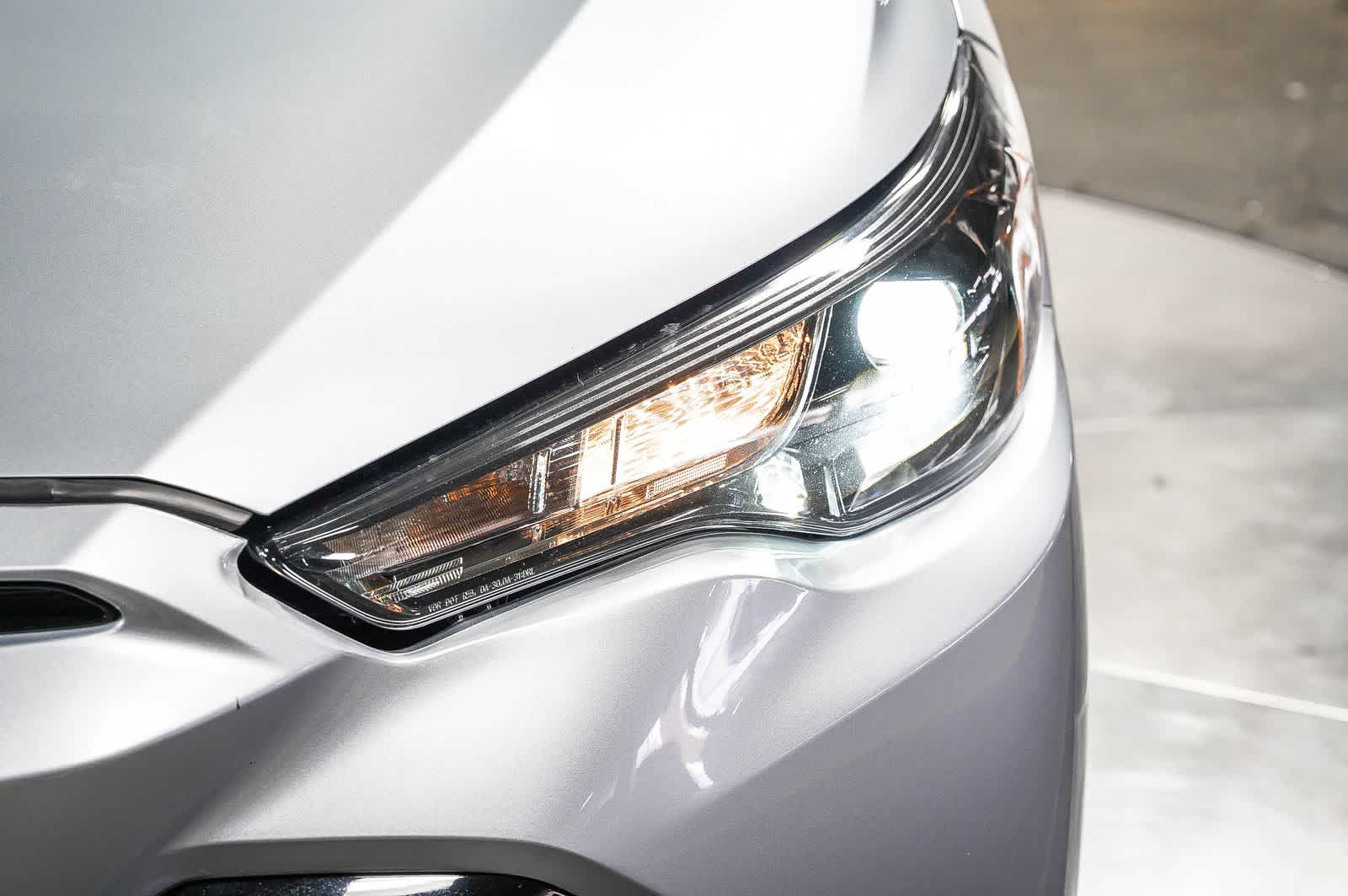 Toyota Corolla Cross Hybrid S 2025