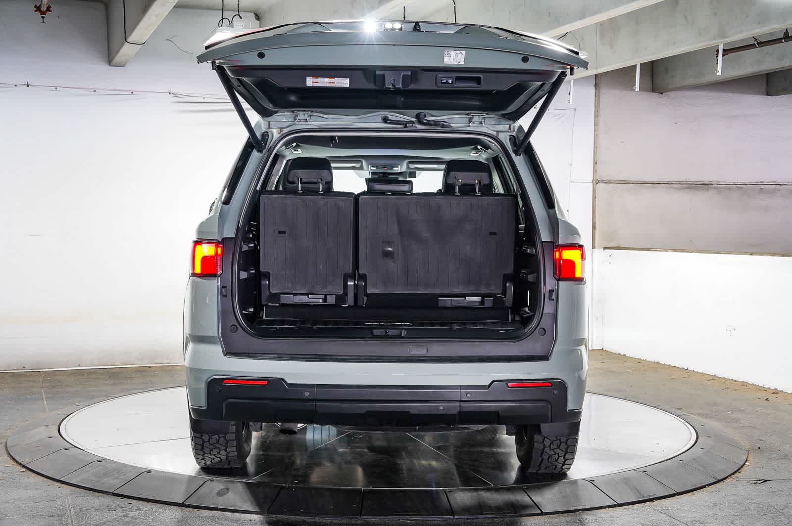 Toyota Sequoia SR5 2024