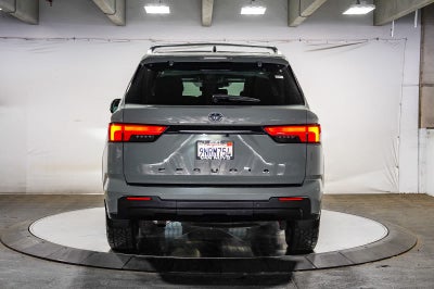 Toyota Sequoia SR5 2024