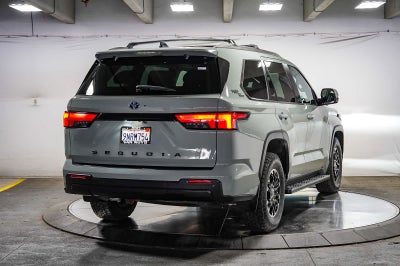 Toyota Sequoia SR5 2024