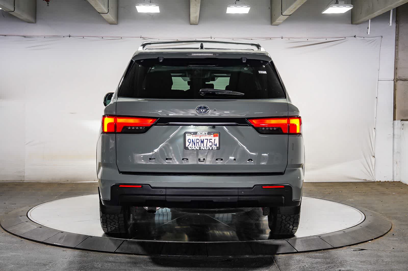 Toyota Sequoia SR5 2024