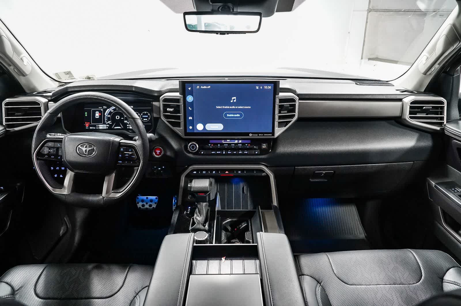 Toyota Sequoia SR5 2024