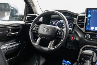 Toyota Sequoia SR5 2024