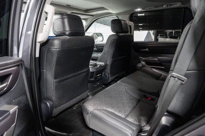 Toyota Sequoia SR5 2024