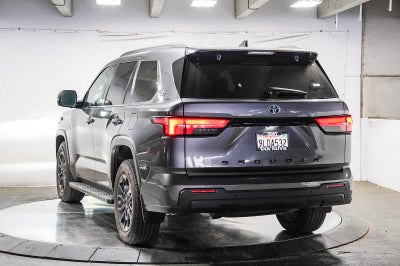 Toyota Sequoia SR5 2024