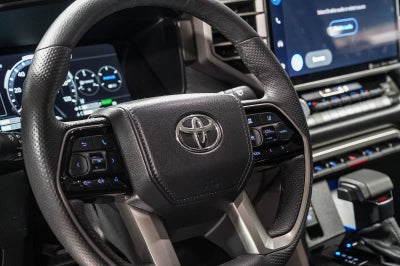 Toyota Sequoia SR5 2024