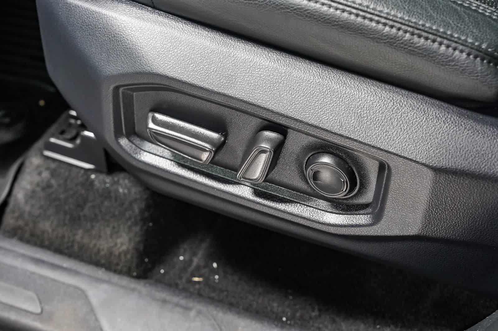 Toyota Sequoia SR5 2024