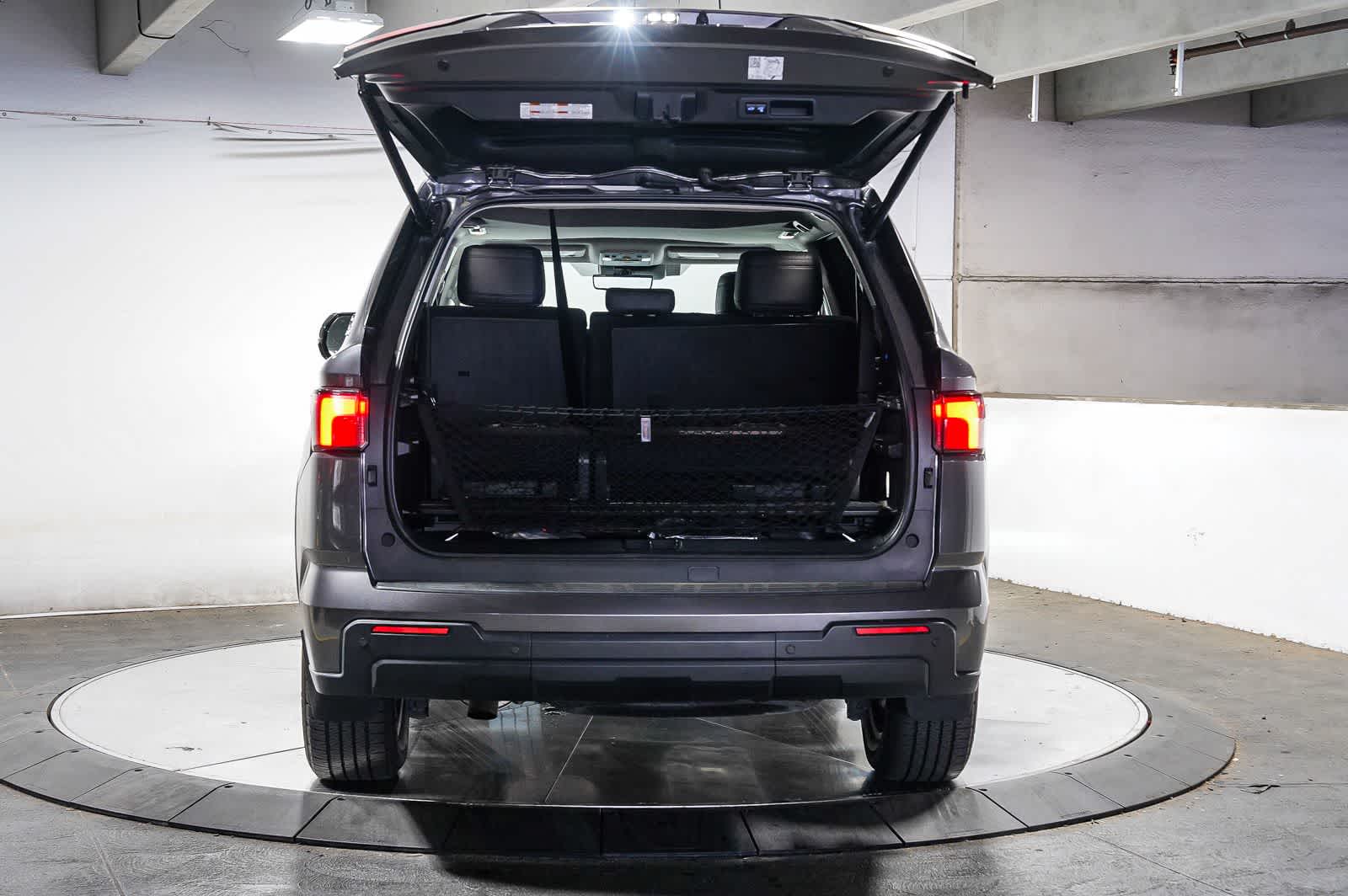 Toyota Sequoia SR5 2024
