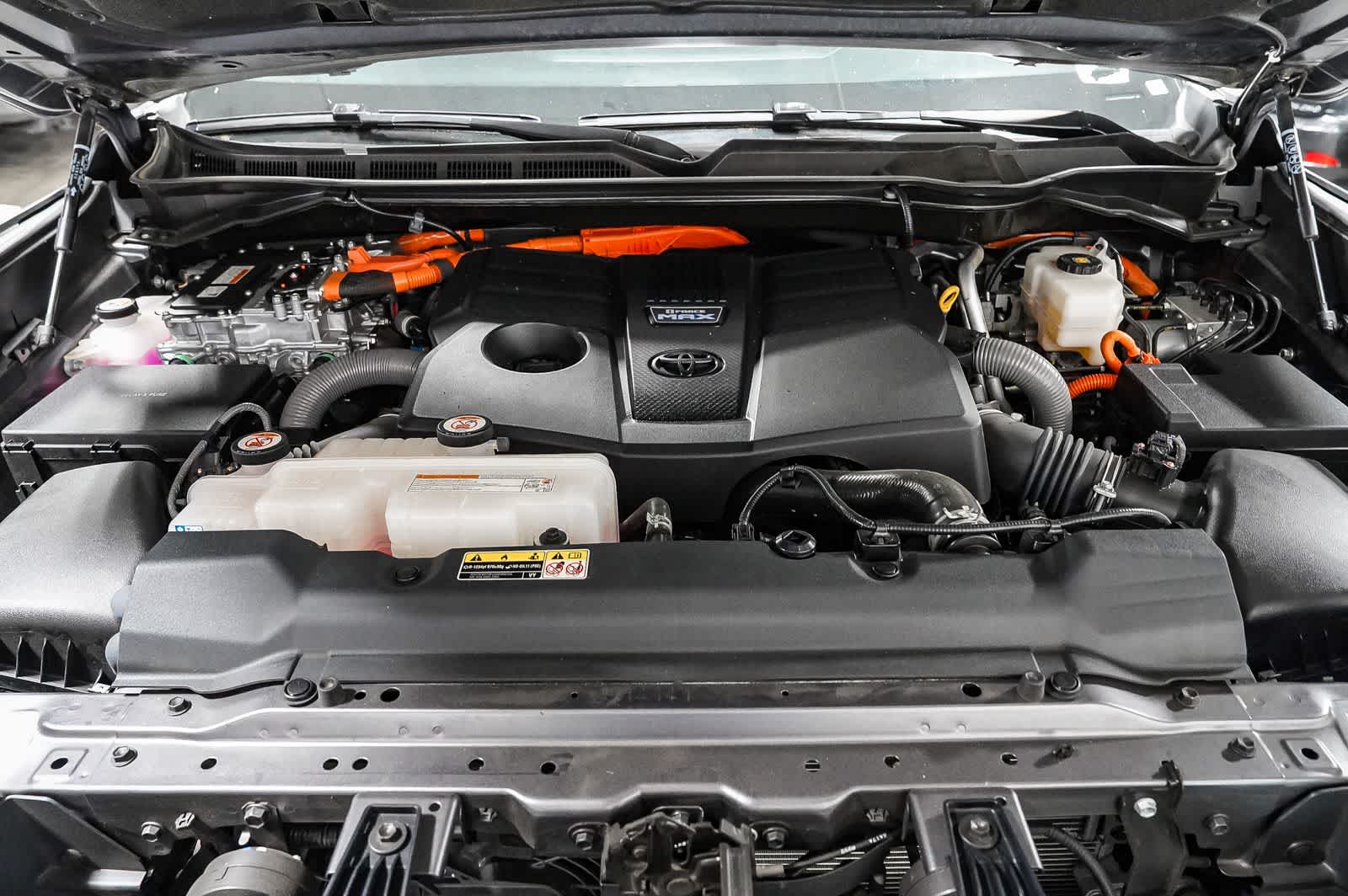 Toyota Sequoia SR5 2024