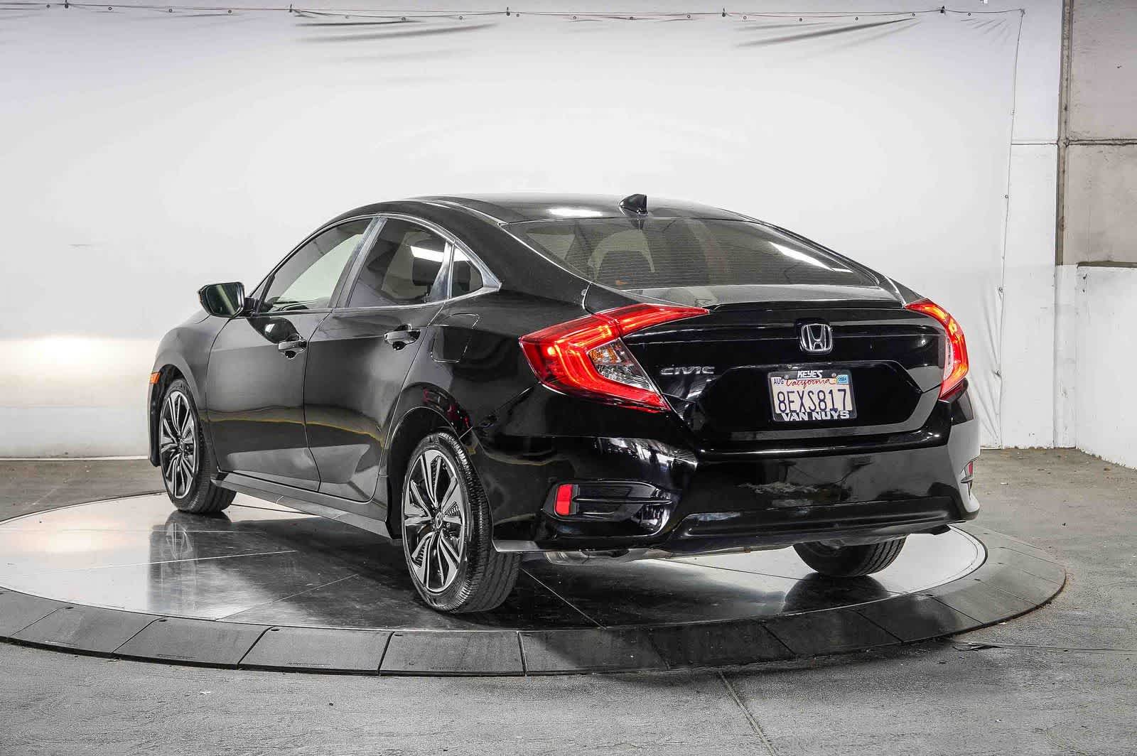 Honda Civic Sedán EX-T 2018