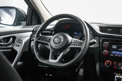 Nissan Rogue Sport S 2019