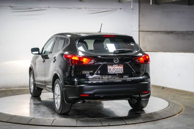 Nissan Rogue Sport S 2019
