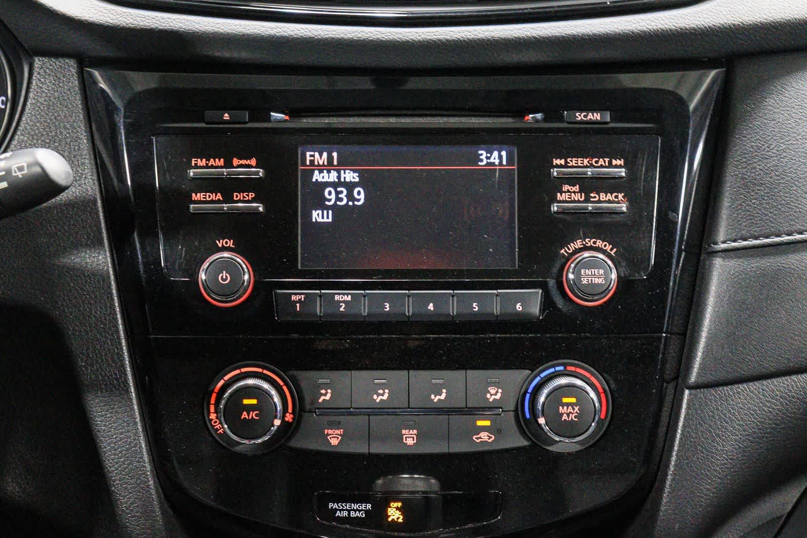 Nissan Rogue S 2017