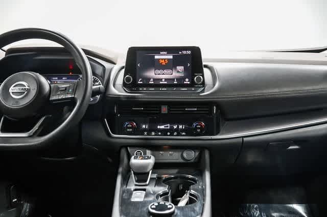 Nissan Rogue SV 2021