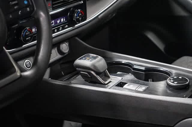 Nissan Rogue SV 2021