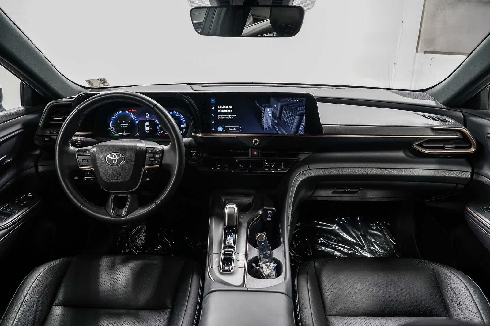 Toyota Crown XLE 2023