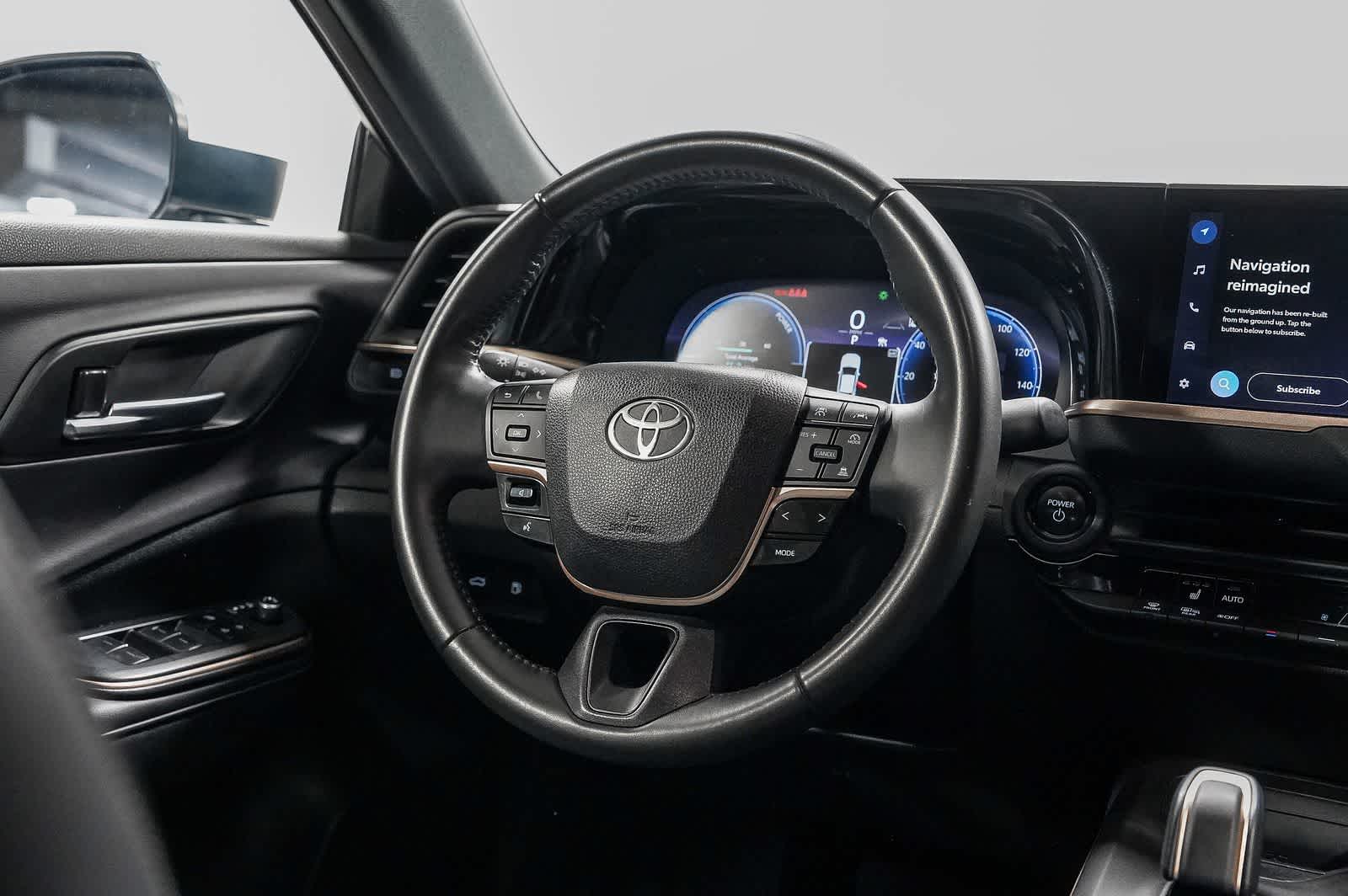 Toyota Crown XLE 2023