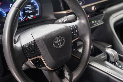 Toyota Crown XLE 2023