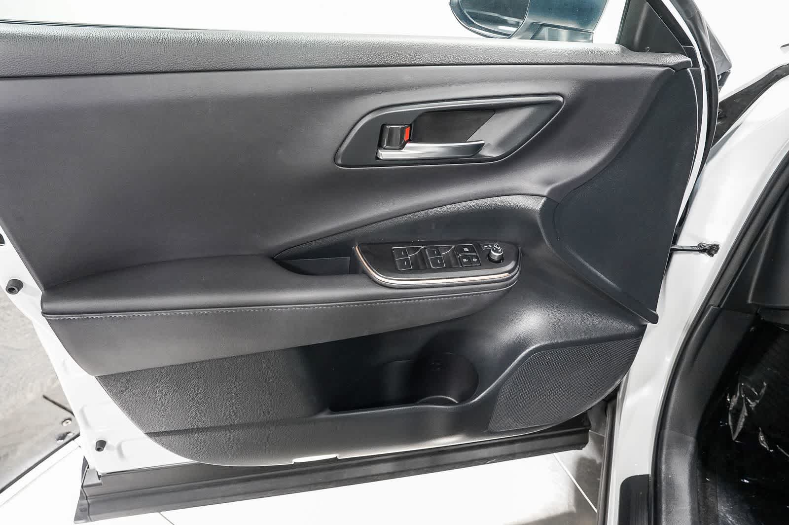Toyota Crown XLE 2023