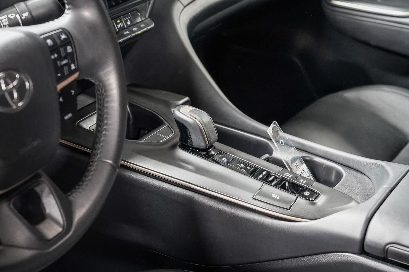 Toyota Crown XLE 2023