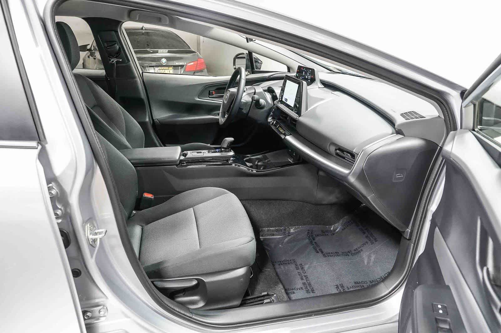 Toyota Prius LE 2025