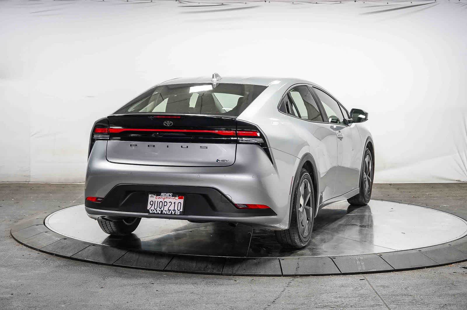 Toyota Prius LE 2025