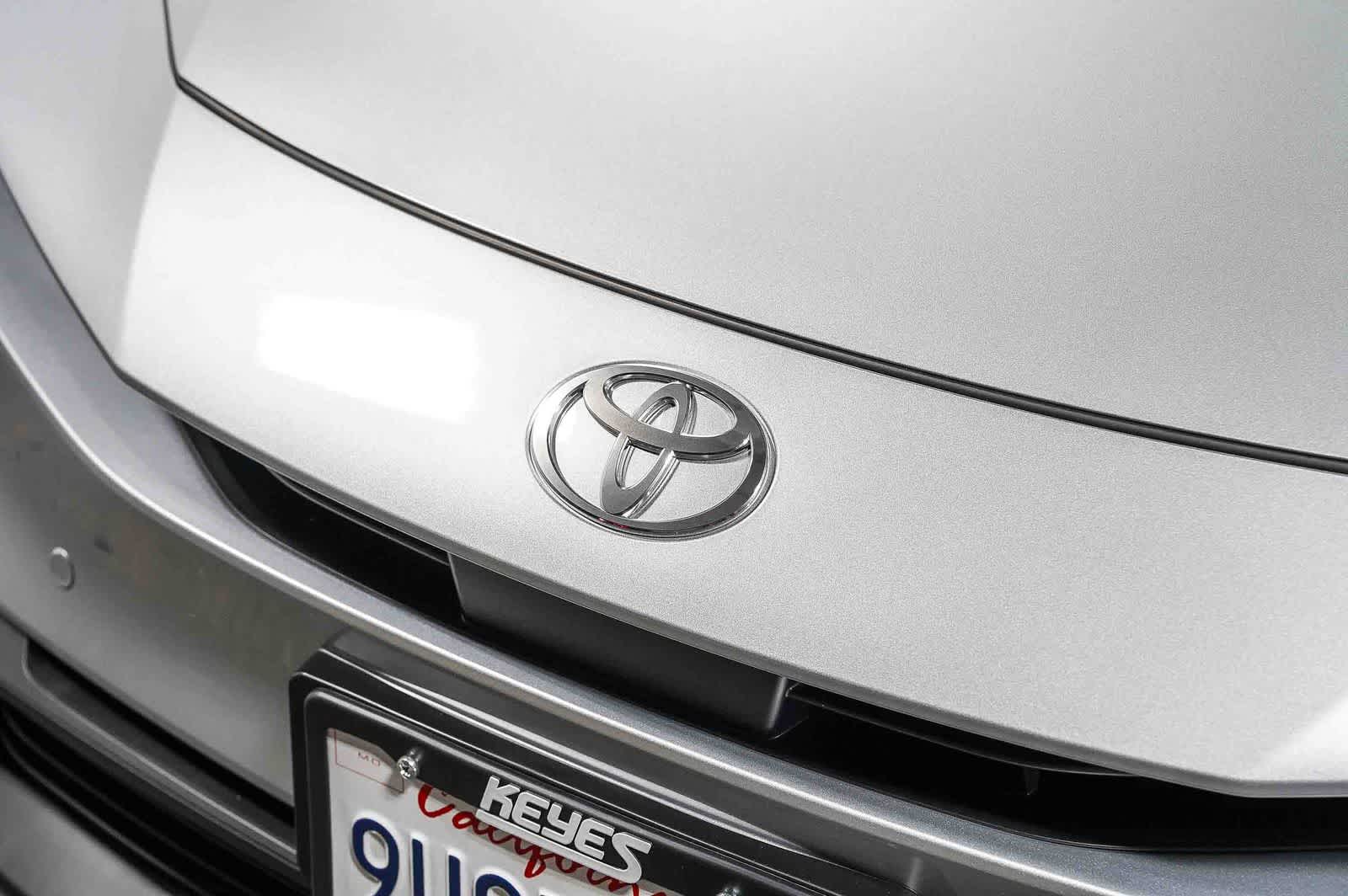 Toyota Prius LE 2025