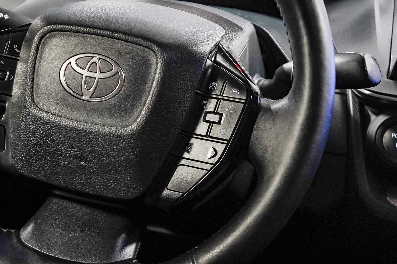 Toyota Prius XLE 2023