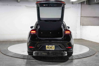 Toyota Prius Limited 2023