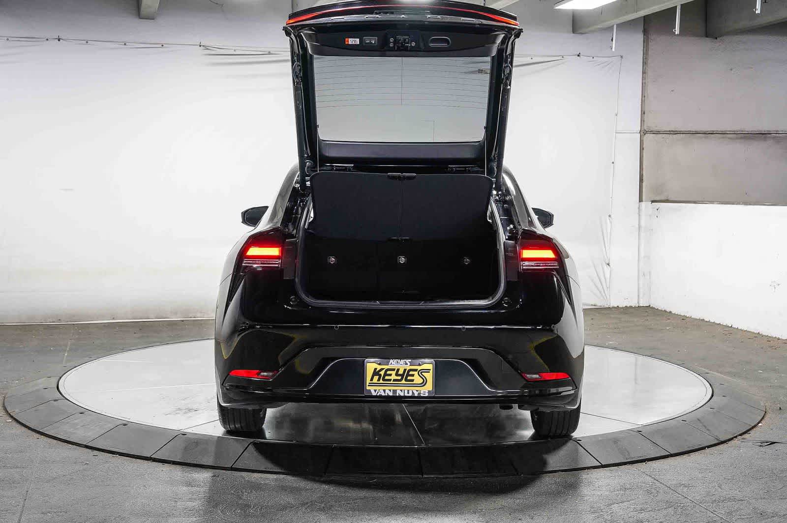 Toyota Prius Limited 2023