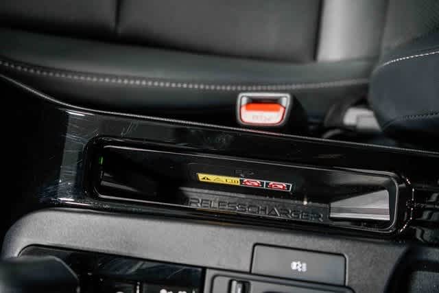 Toyota Prius Limited 2023