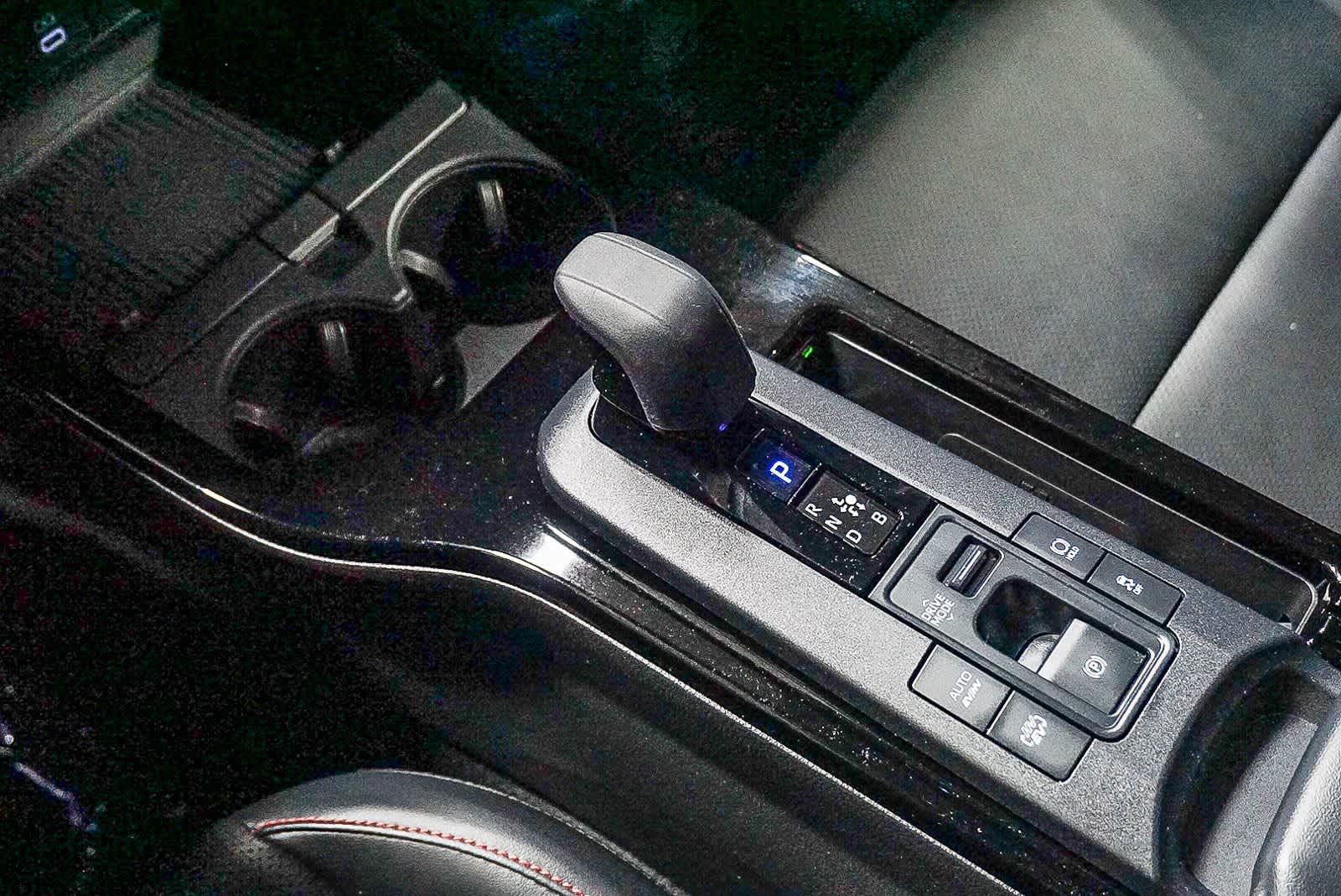 2026 Toyota Prius Híbrido Enchufable XSE
