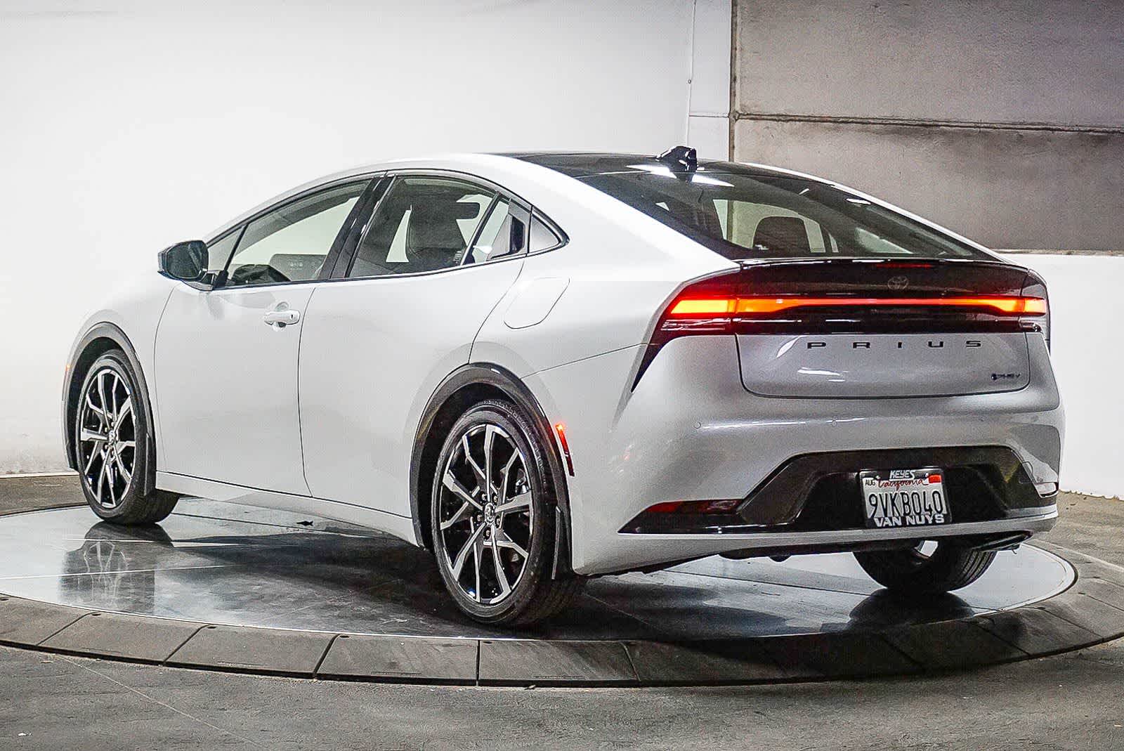 2026 Toyota Prius Híbrido Enchufable XSE