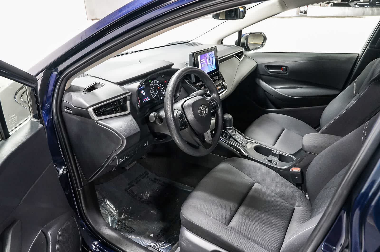 Toyota Corolla Hybrid LE 2025