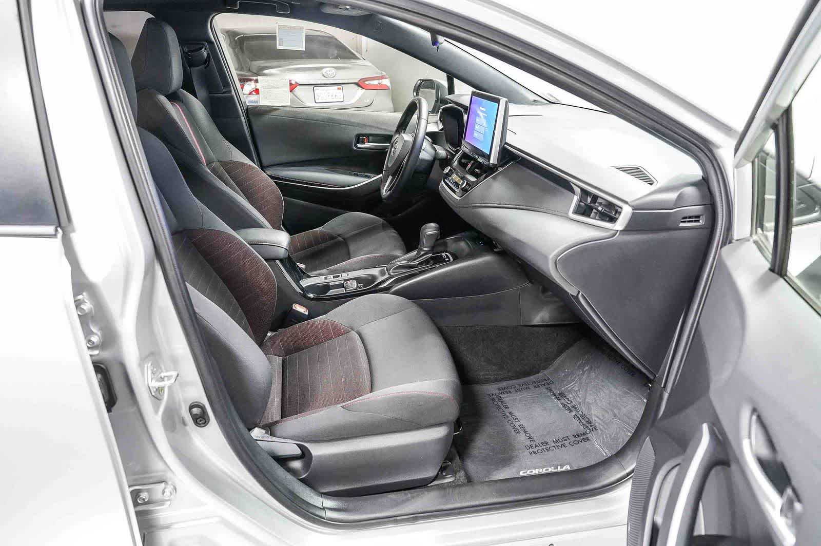 2025 Toyota Corolla Hybrid SE