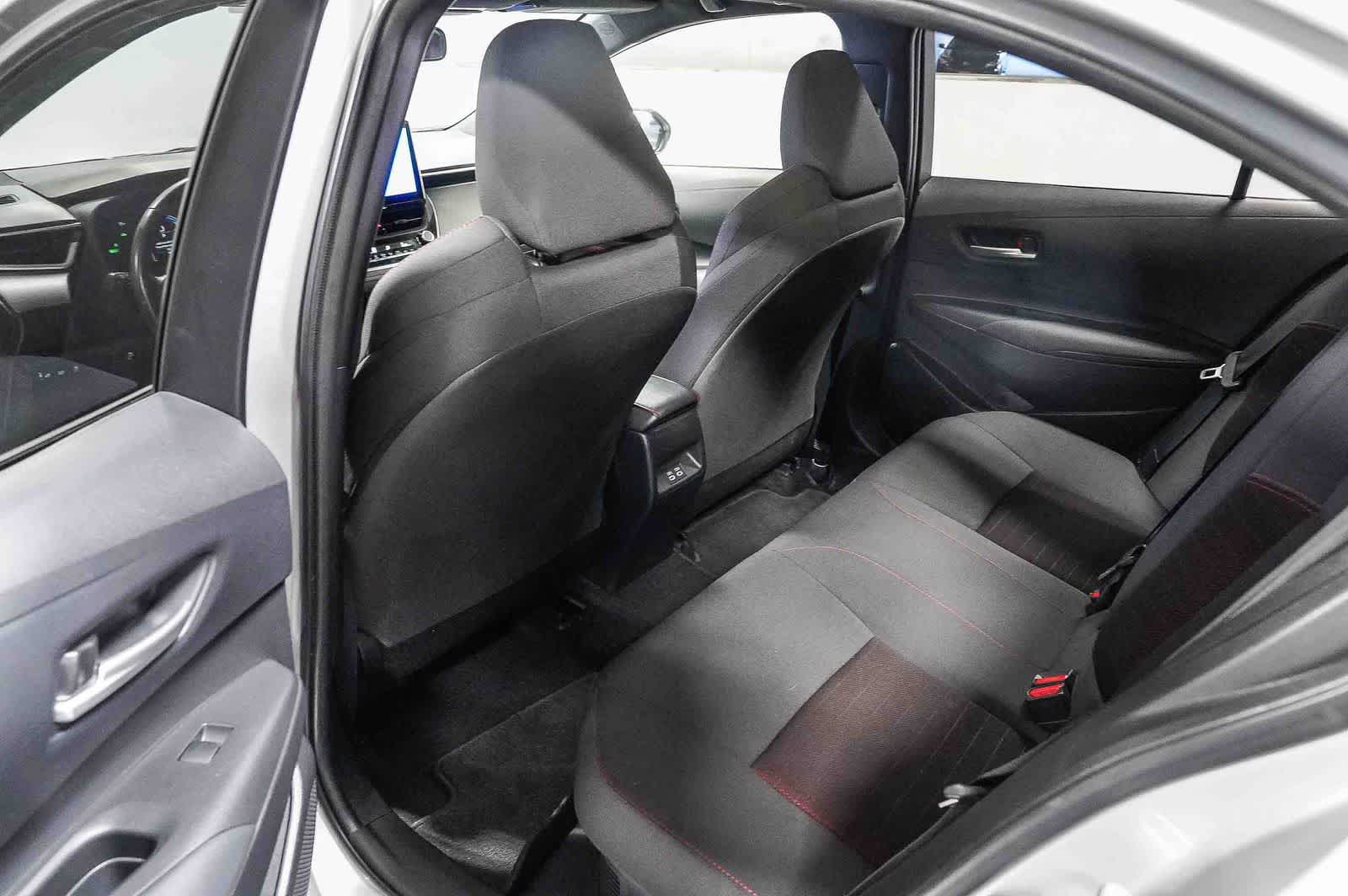 2025 Toyota Corolla Hybrid SE