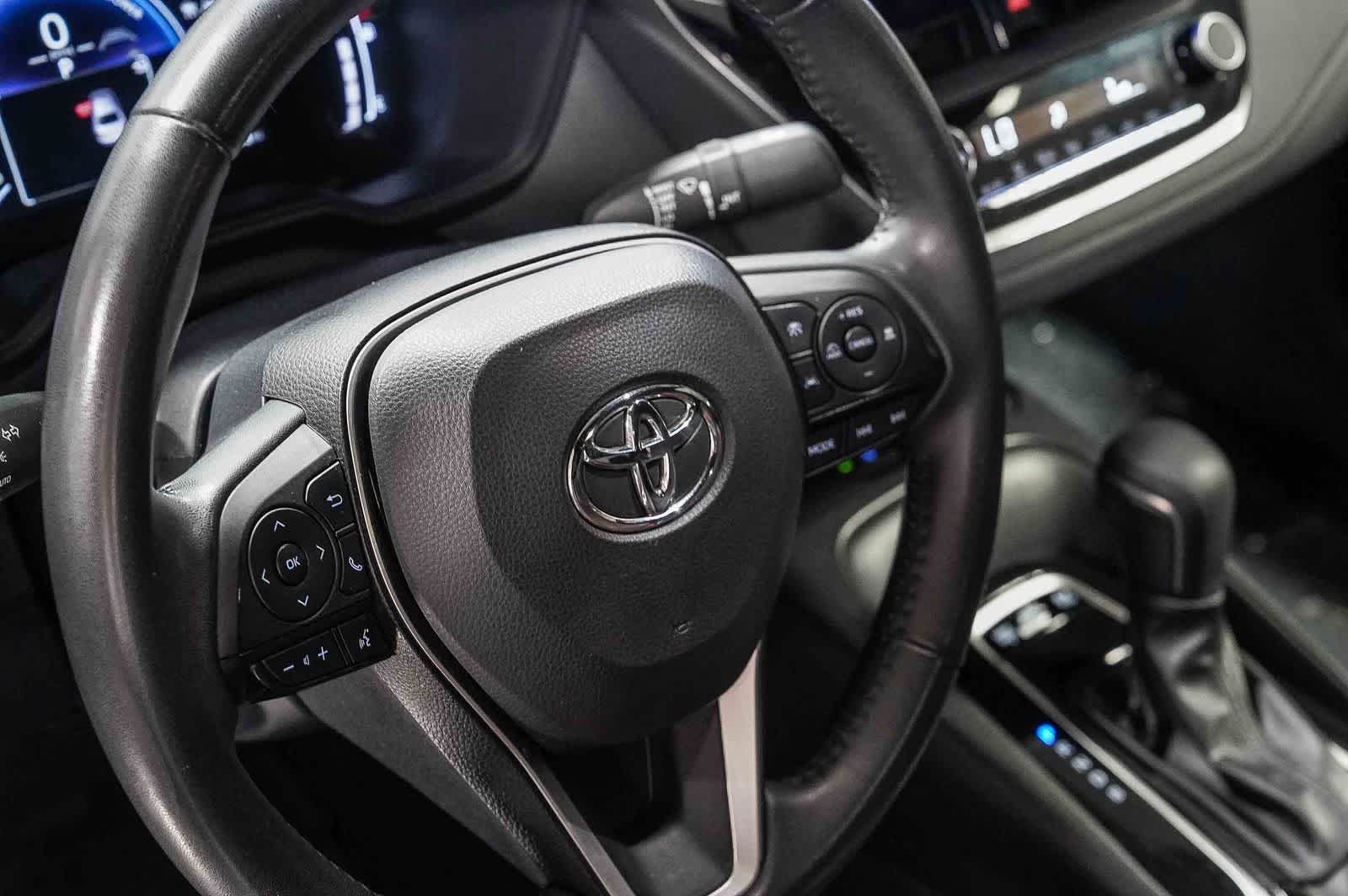 2025 Toyota Corolla Hybrid SE