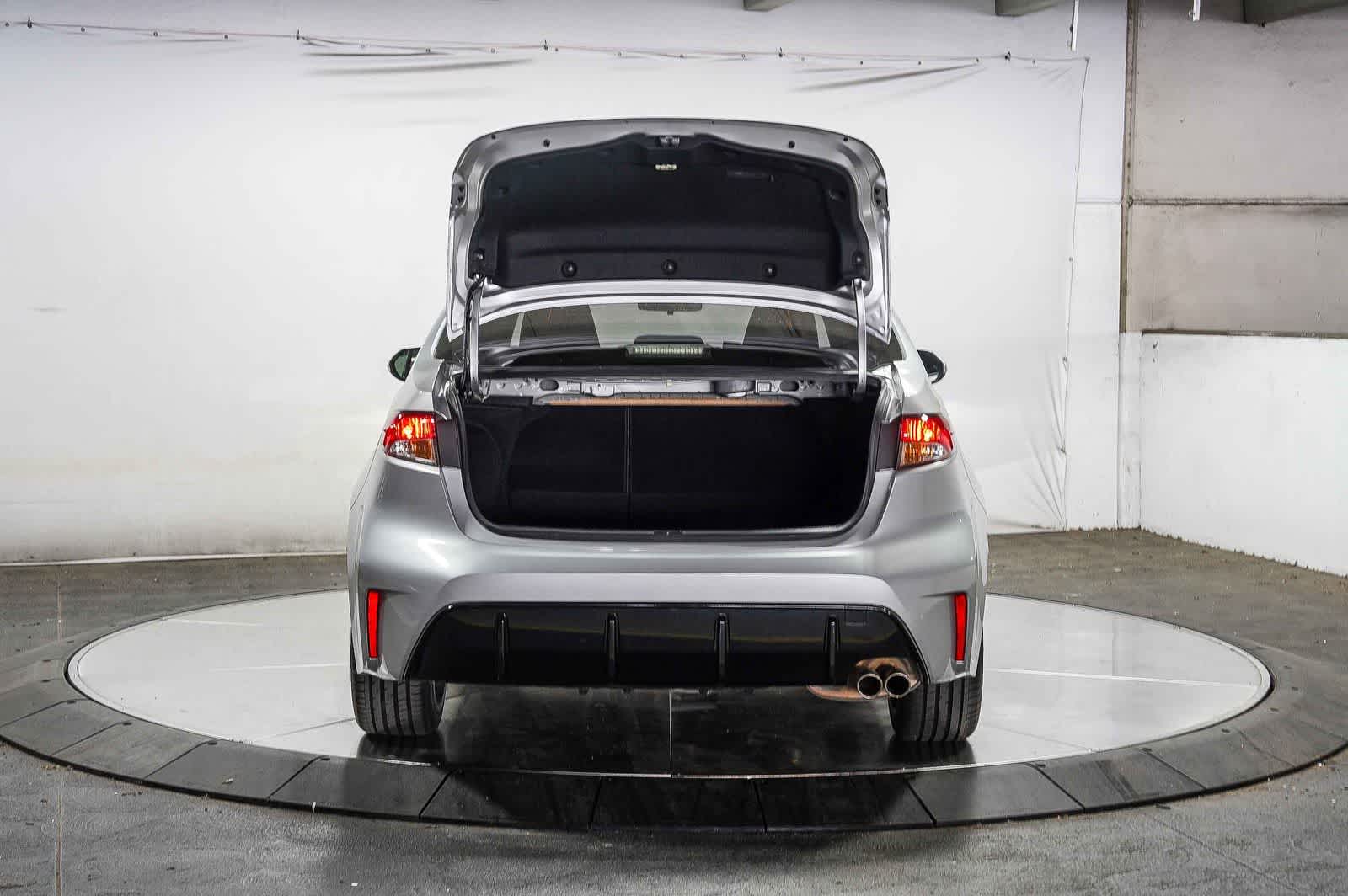 2025 Toyota Corolla Hybrid SE