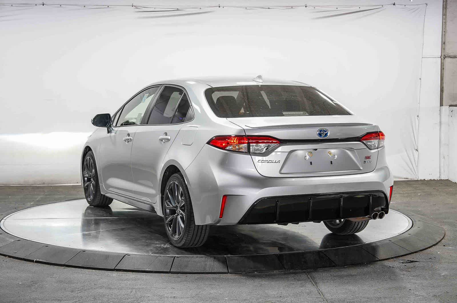 2025 Toyota Corolla Hybrid SE