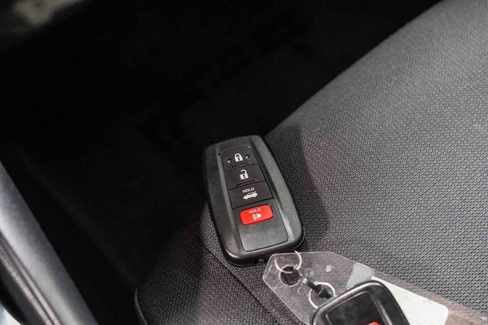 Toyota Corolla Hybrid LE 2022